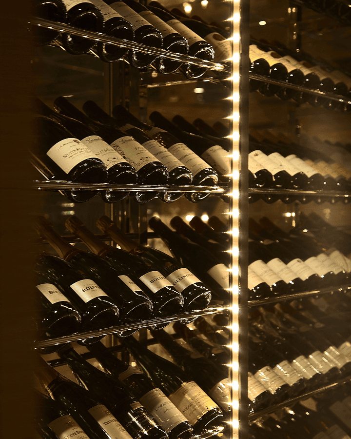 厳選されたワインコレクション
